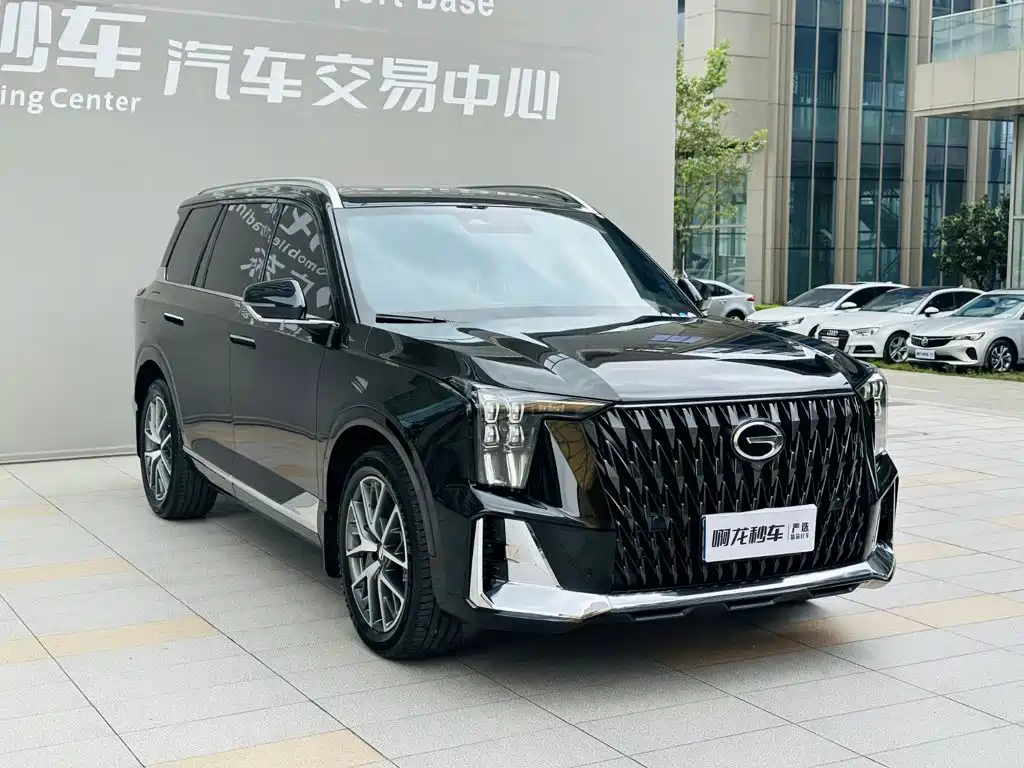 GAC GS8 2022 2.0TM Luxury （ мест）