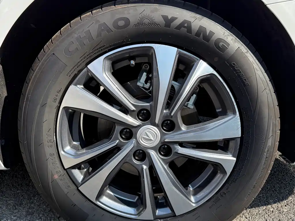 Changan Eado — миниатюра 10