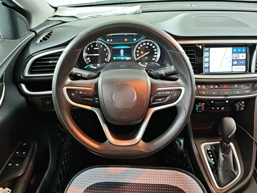 Buick Excelle — миниатюра 11