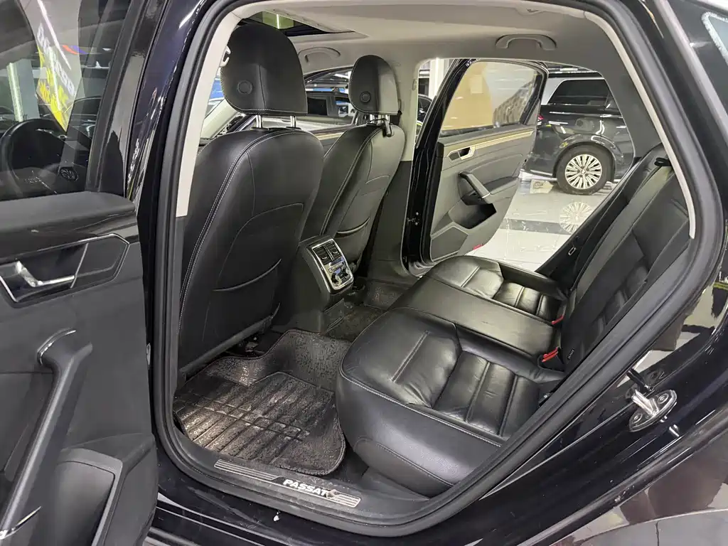 Volkswagen Passat — миниатюра 8