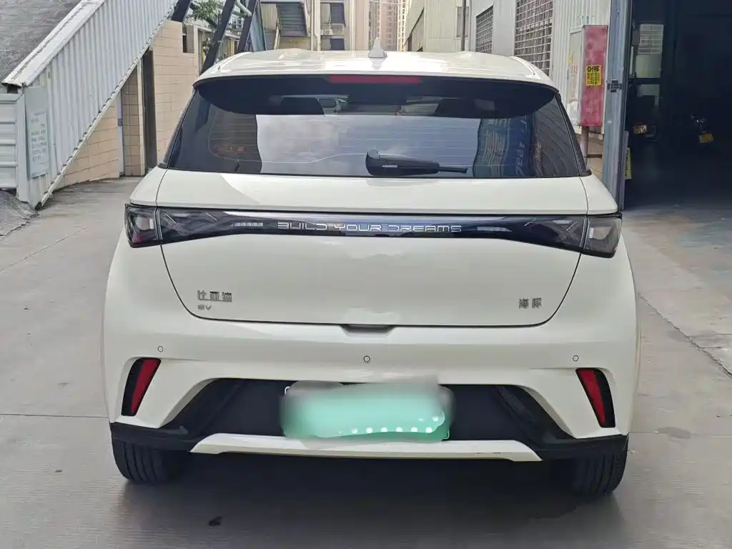 BYD Dolphin — миниатюра 6