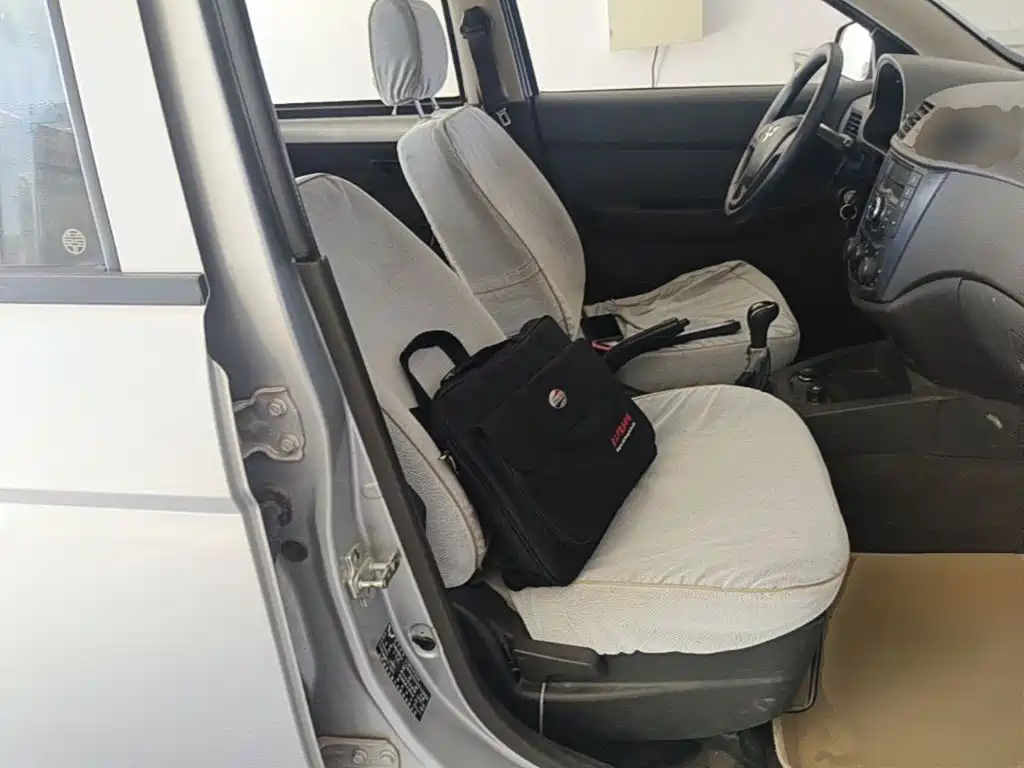 Wuling Hongguang — миниатюра 25