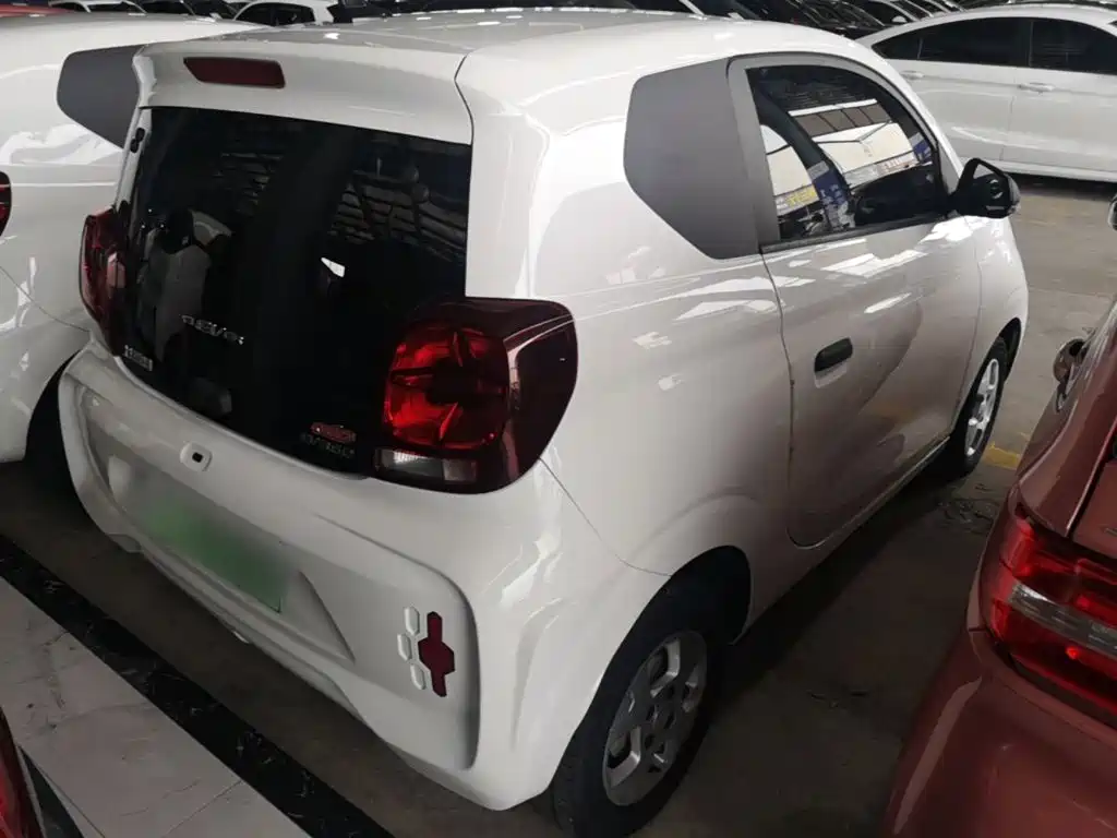 Roewe Clever — миниатюра 7