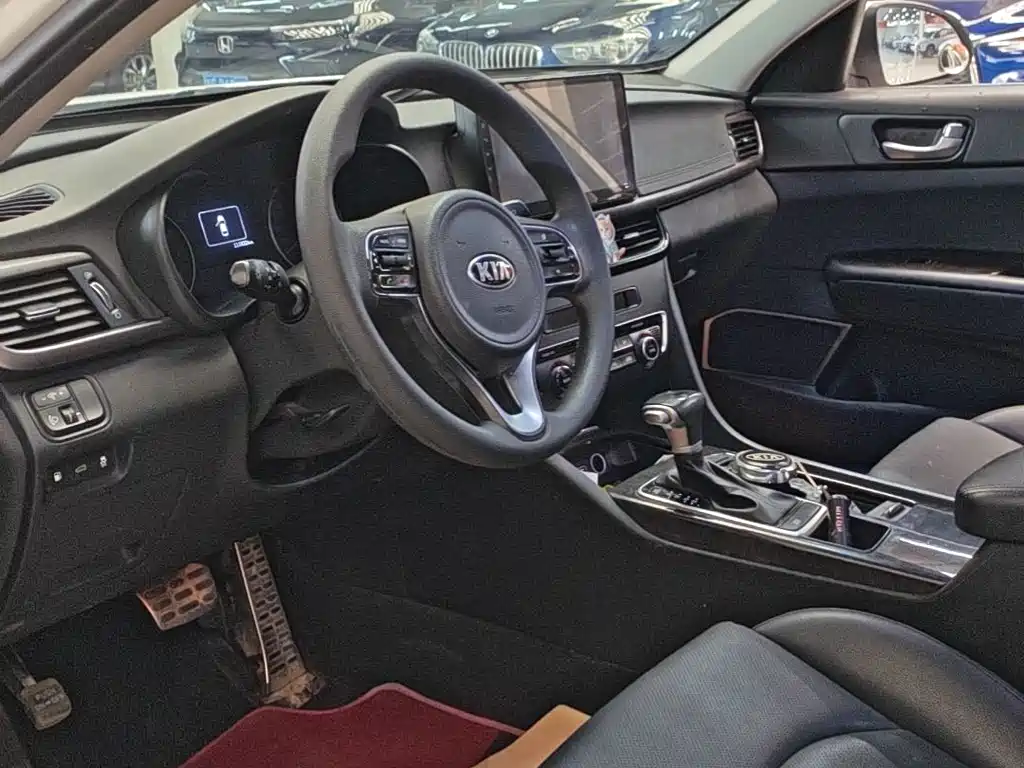Kia K5 — миниатюра 3