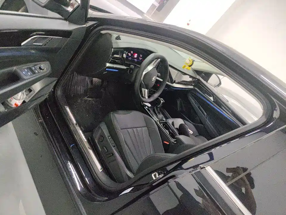 Volkswagen Passat — миниатюра 4