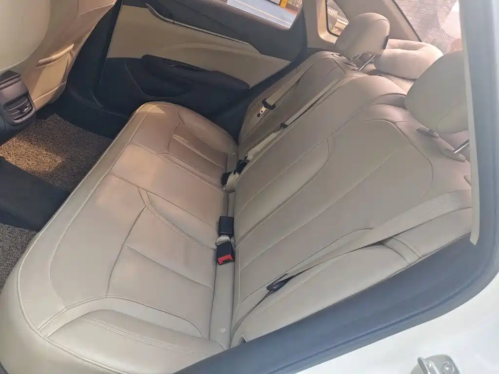 Buick Excelle — миниатюра 15