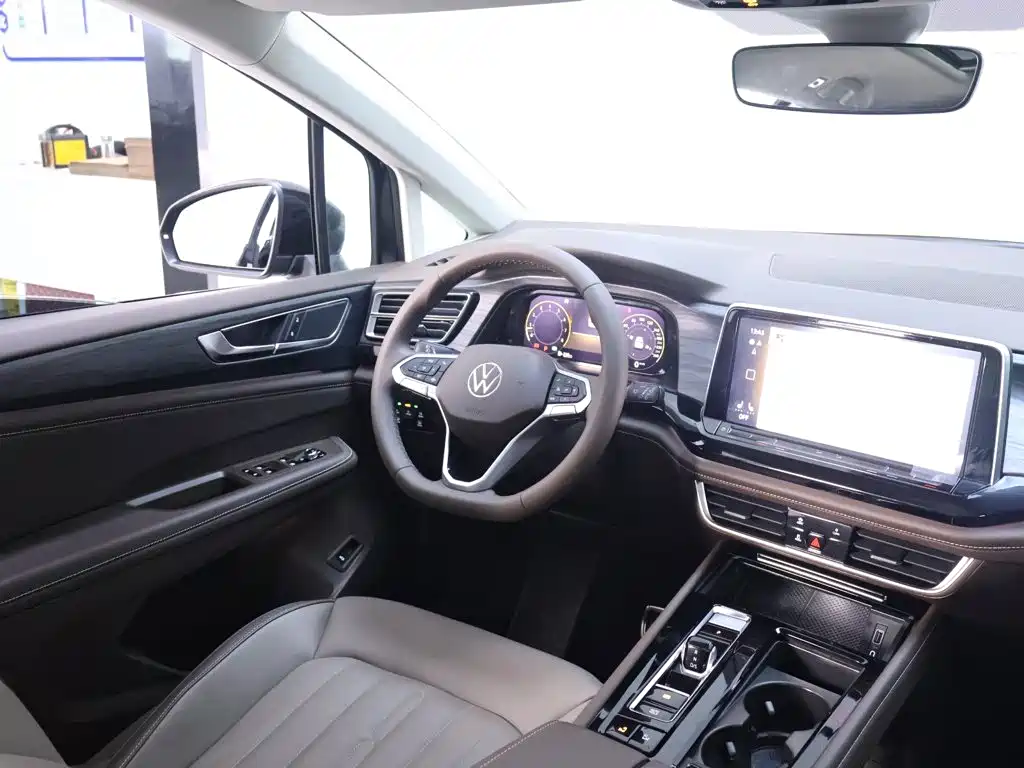 Volkswagen Viloran — миниатюра 14