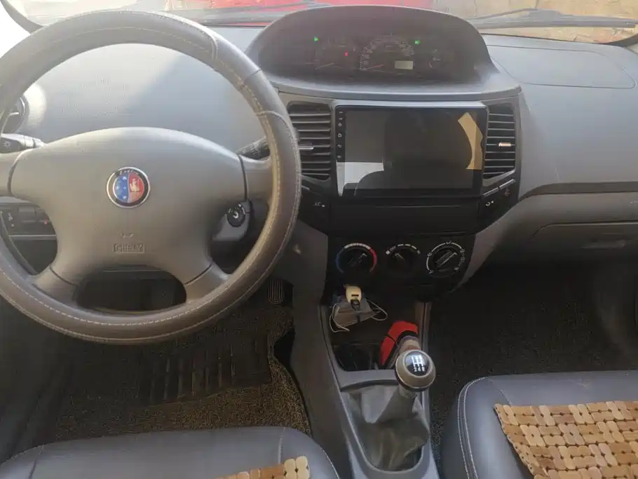 Geely King Kong — миниатюра 12