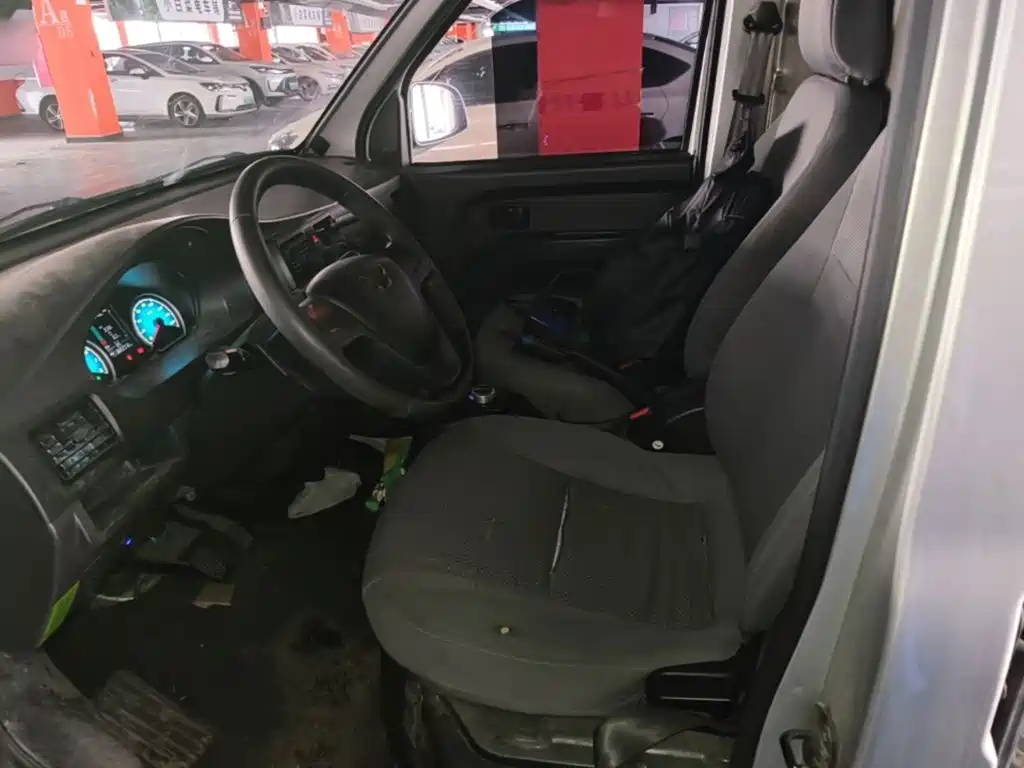 Wuling Wuling EV50 — миниатюра 15
