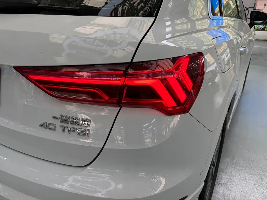 Audi Q3 2024 40 TFSI Fashion