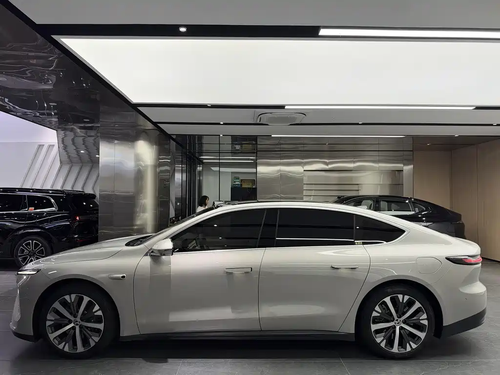 NIO ET7 — миниатюра 13