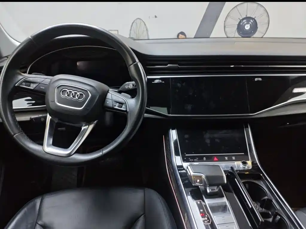 Audi Q8 — миниатюра 6