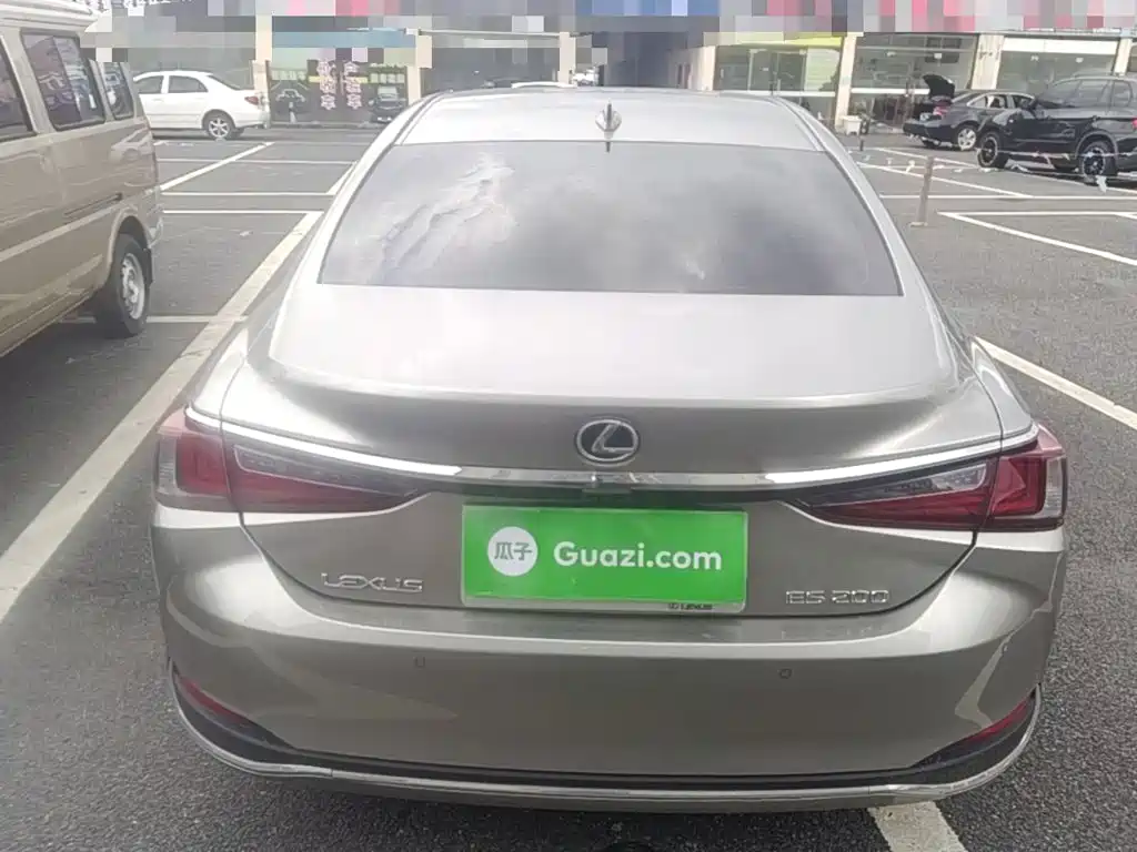 Lexus ES — миниатюра 3