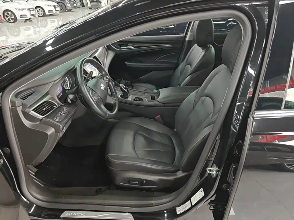 Buick LaCrosse — миниатюра 16