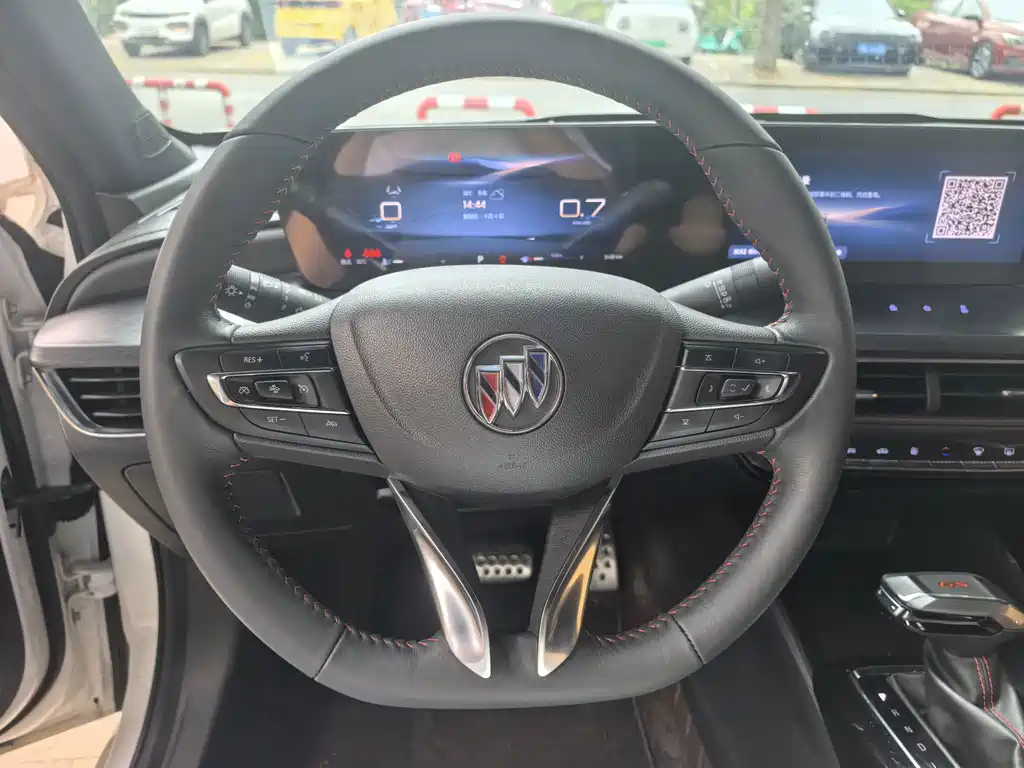 Buick Verano — миниатюра 6