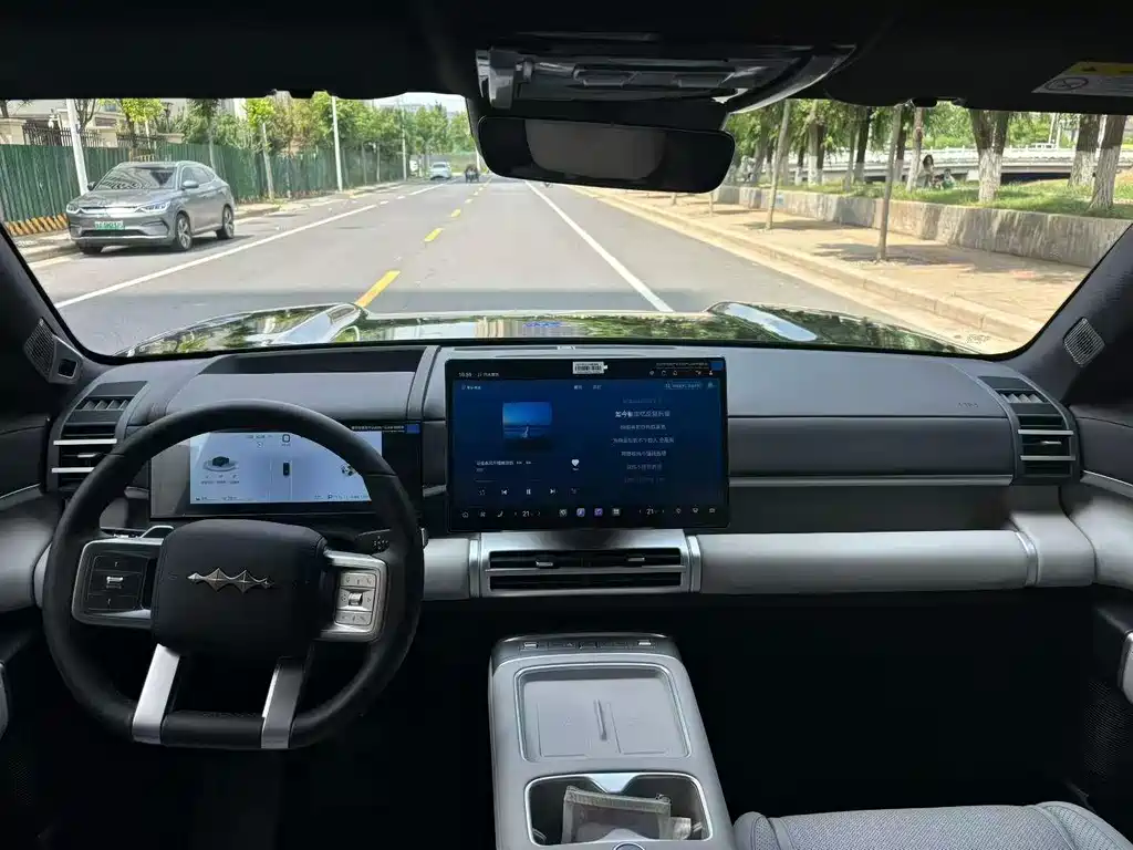 Fangchengbao Leopard 7 7 2025 190KM Ultra