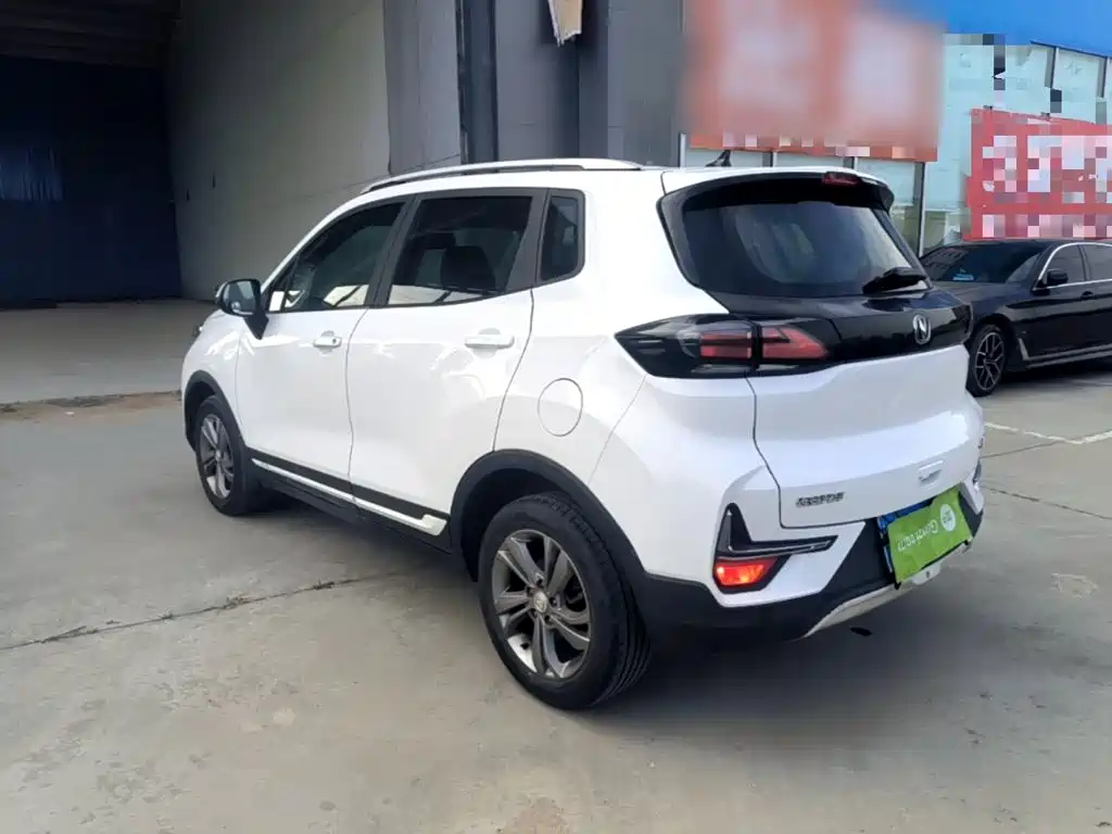 Changan CS15 — миниатюра 5