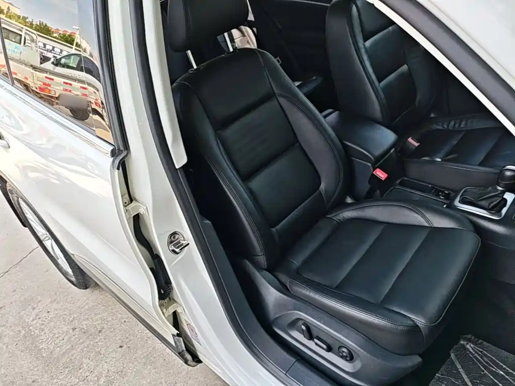 Volkswagen Tiguan — миниатюра 25