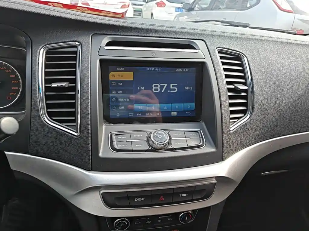 Geely Vision — миниатюра 13