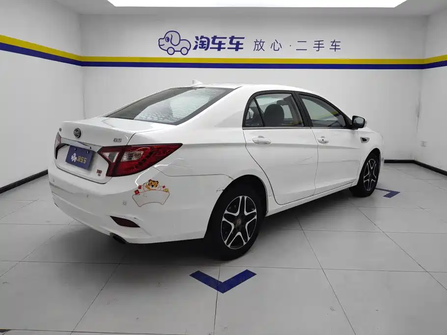 BYD G5 — миниатюра 3