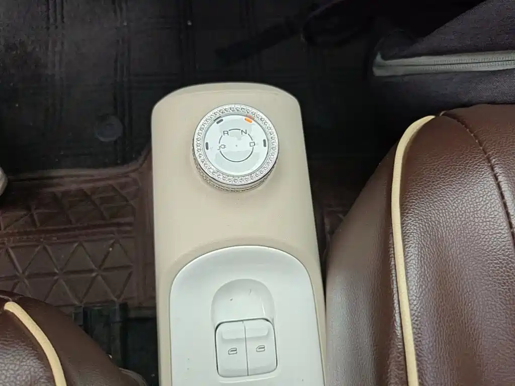Wuling MINIEV — миниатюра 14