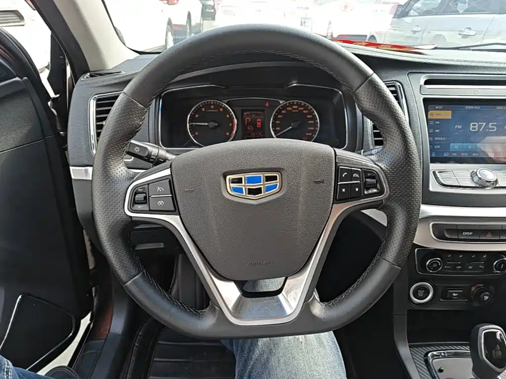 Geely Vision — миниатюра 11