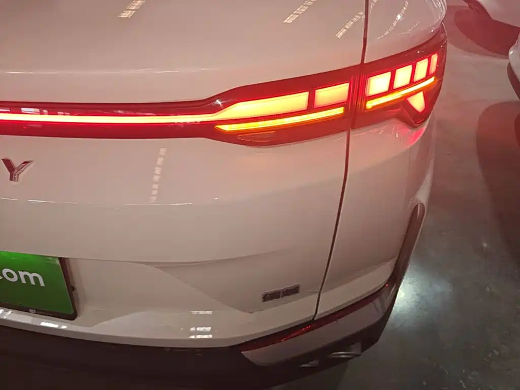 Geely Binyue — миниатюра 8