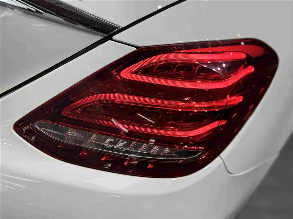 Mercedes-Benz C-Class — миниатюра 19