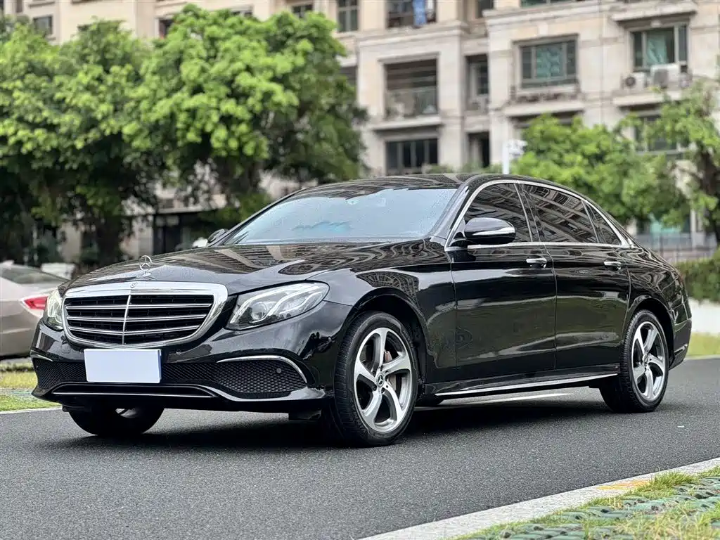 Mercedes-Benz E-Class 2017 E 300 L Sport Fashion Type