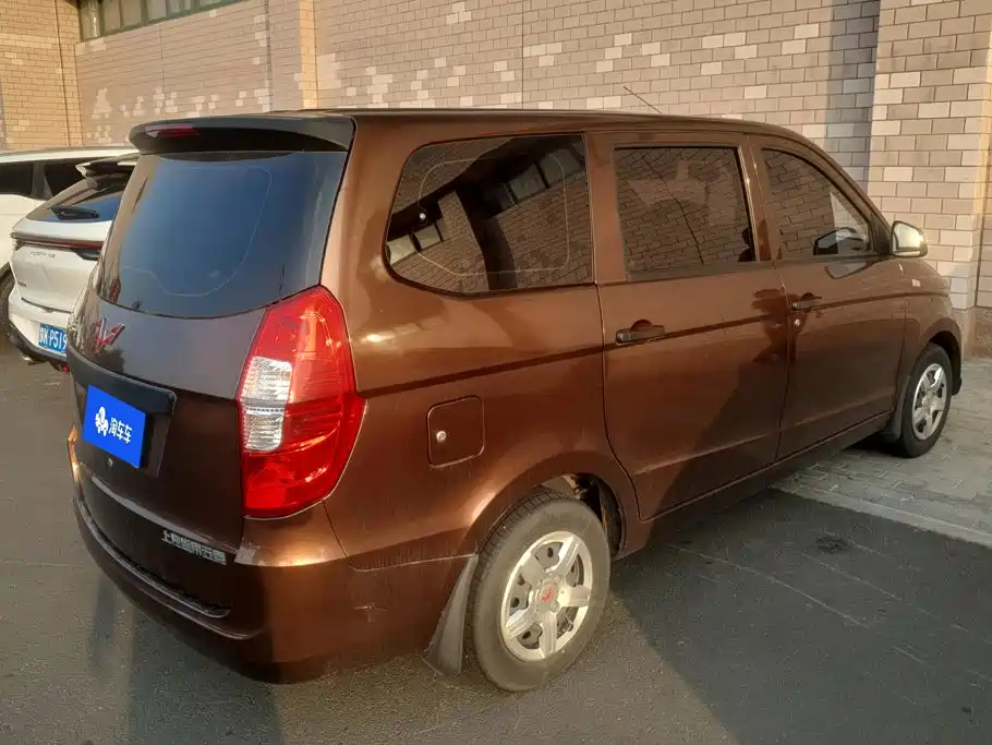 Wuling Hongguang — миниатюра 3
