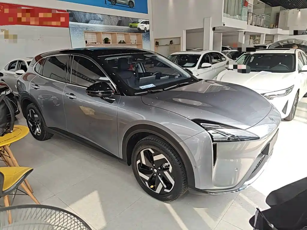 Baojun Yunhai — миниатюра 4