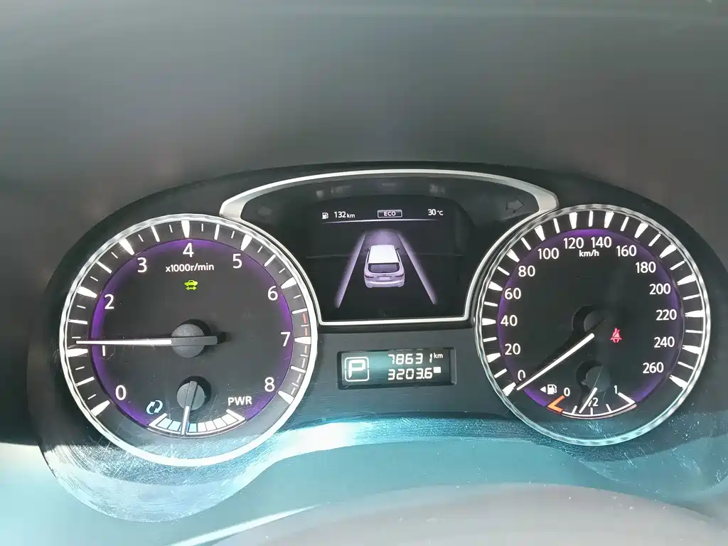 Infiniti QX60 (Import) — миниатюра 8
