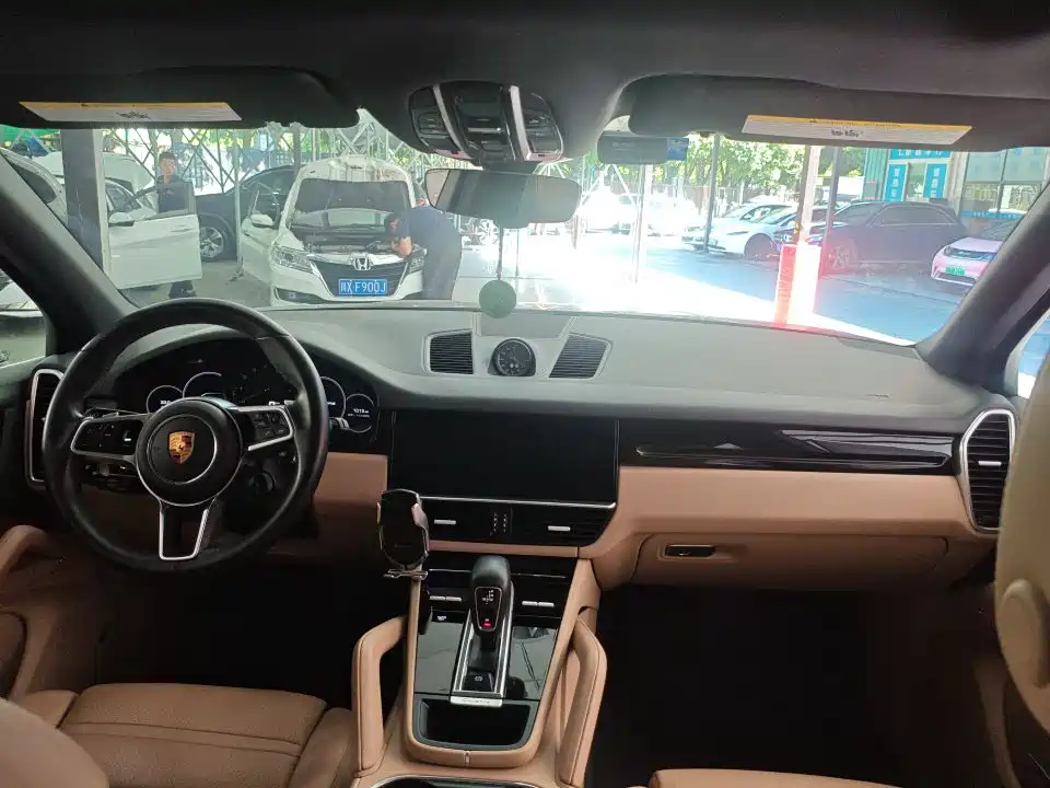 Porsche Cayenne 2019 E-Hybrid 3.0T
