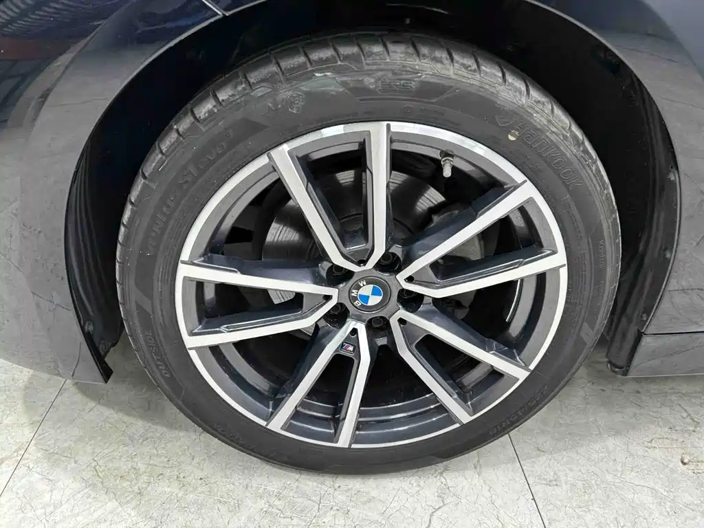 BMW 3 Series — миниатюра 26
