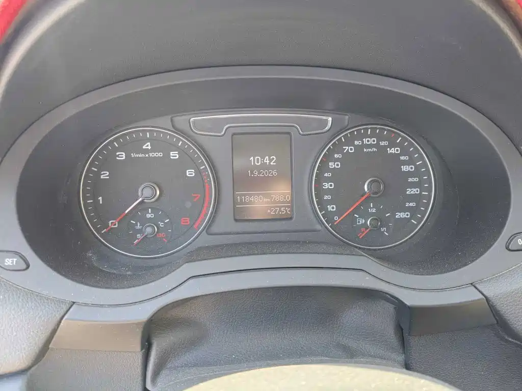 Audi Q3 — миниатюра 5