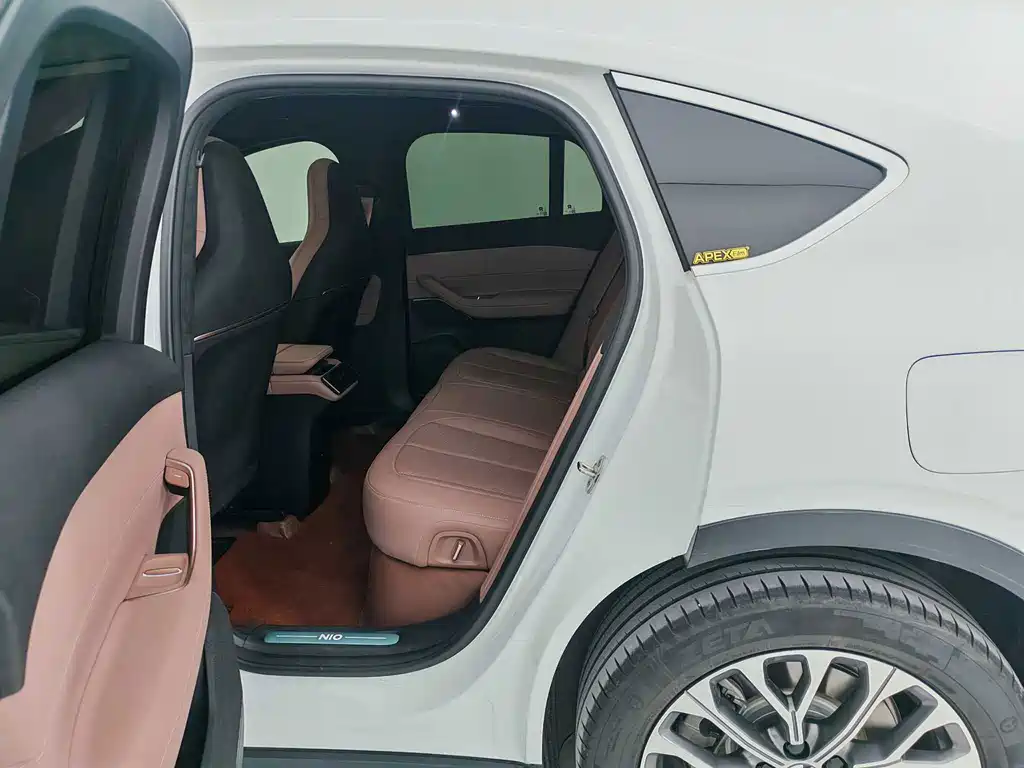 NIO EC6 — миниатюра 23