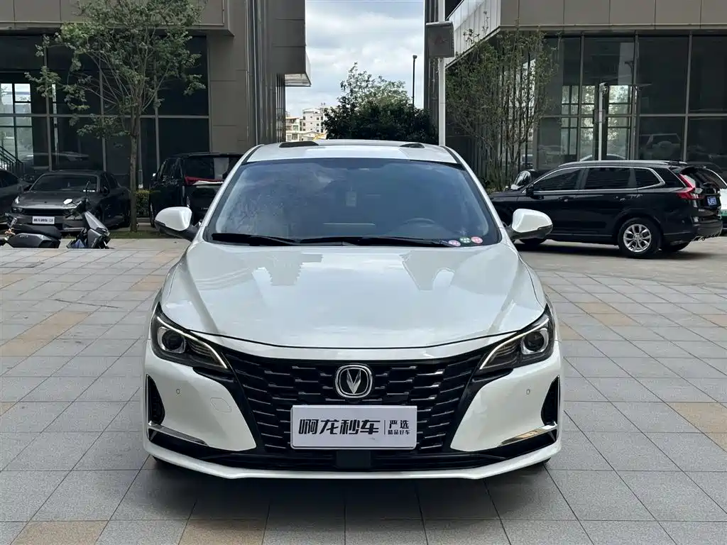 Changan CC 2022 1.5T DCT Luxury