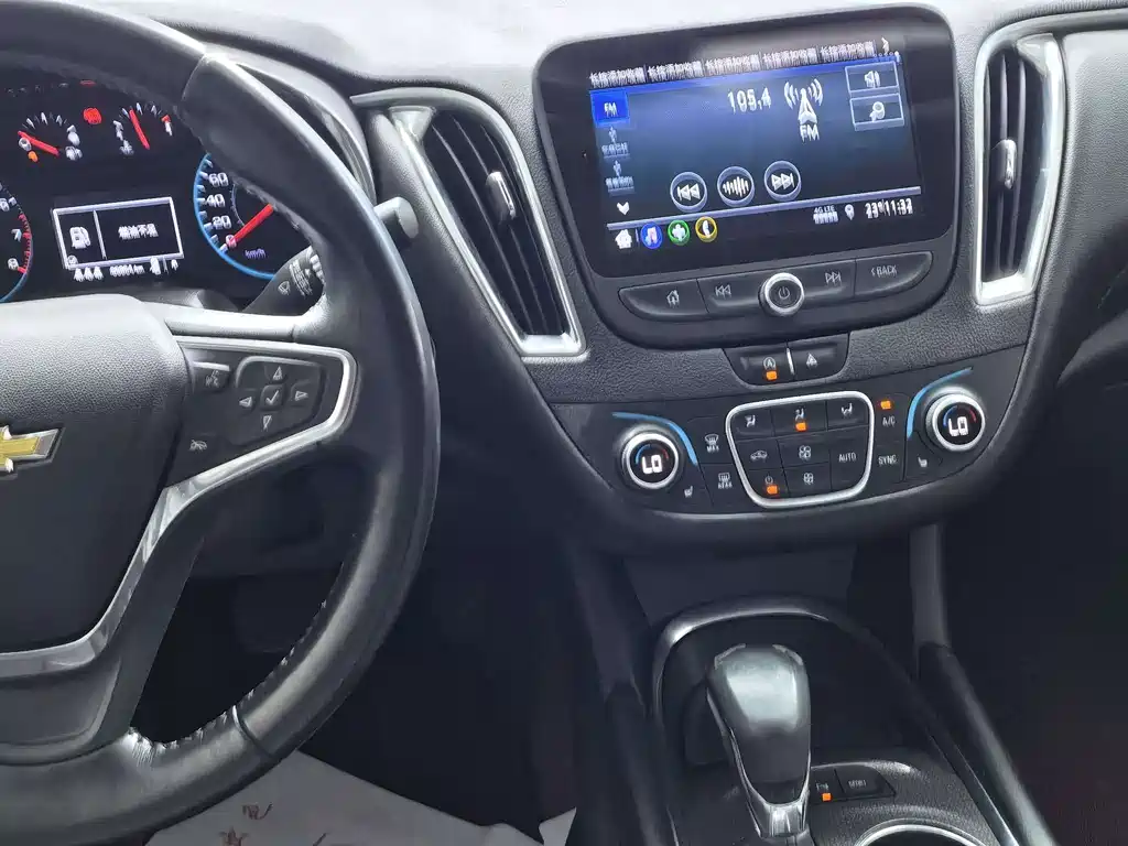 Chevrolet Malibu XL — миниатюра 8