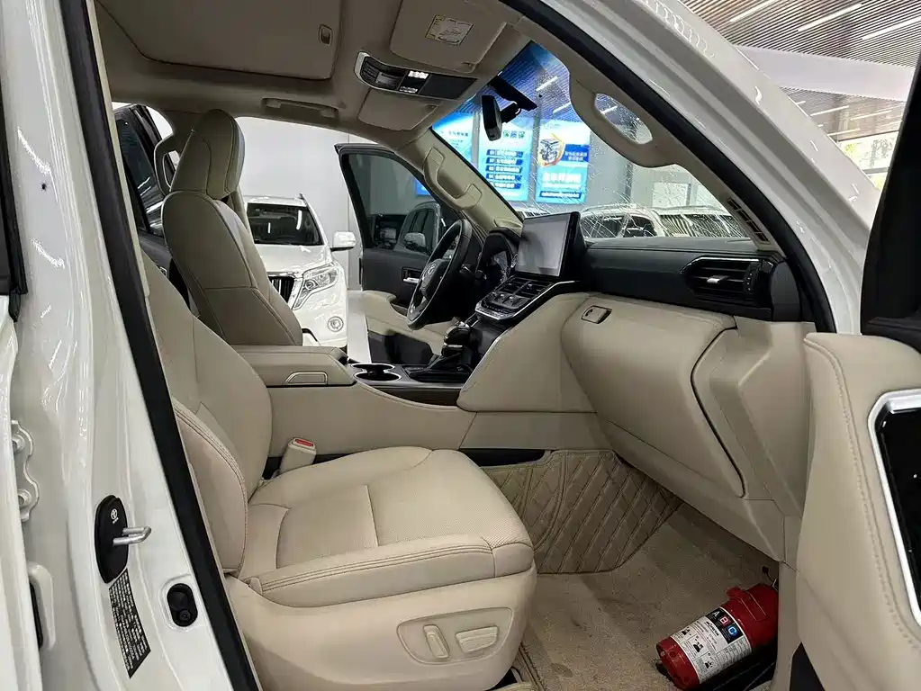 Toyota Land Cruiser — миниатюра 9