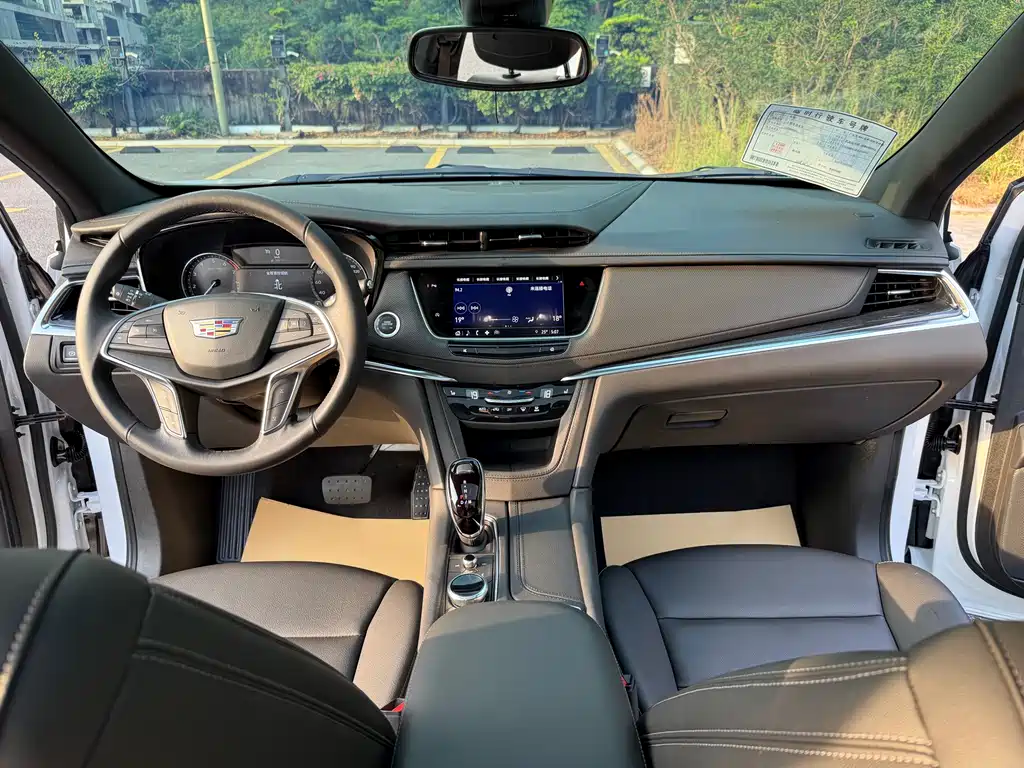 Cadillac XT5 — миниатюра 11