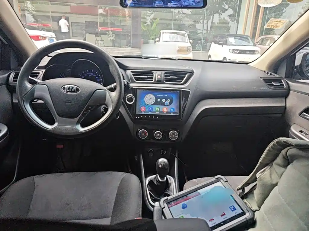 Kia K2 — миниатюра 10