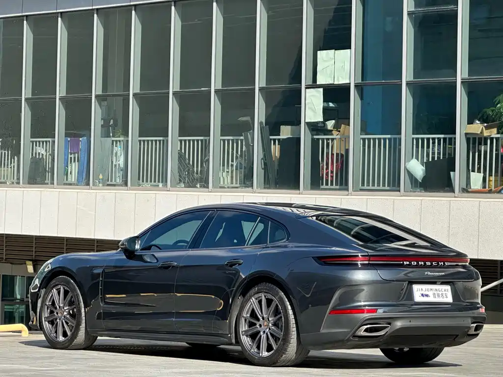 Porsche Panamera — миниатюра 5