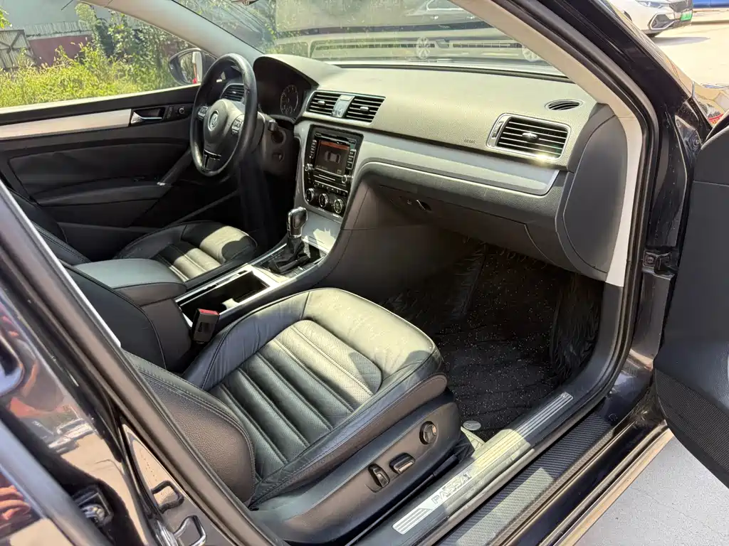 Volkswagen Passat — миниатюра 8