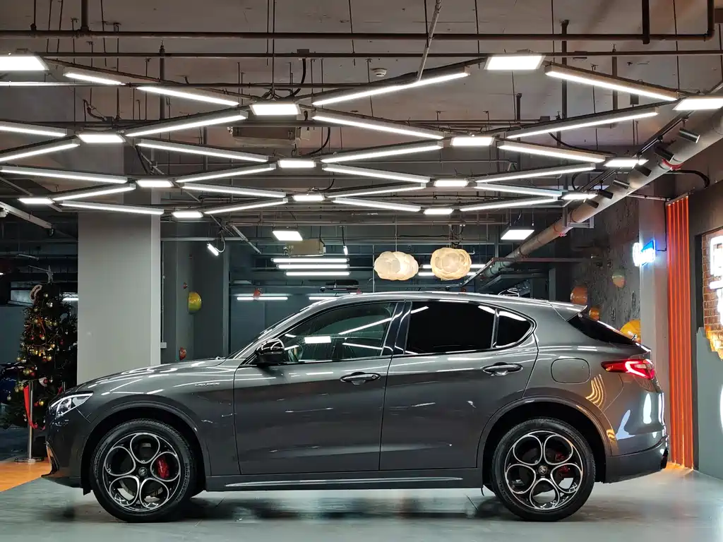 ALFA ROMEO STELVIO