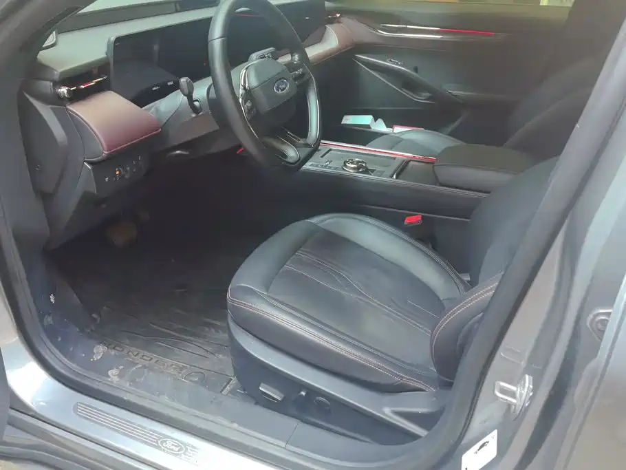 Ford Mondeo — миниатюра 9
