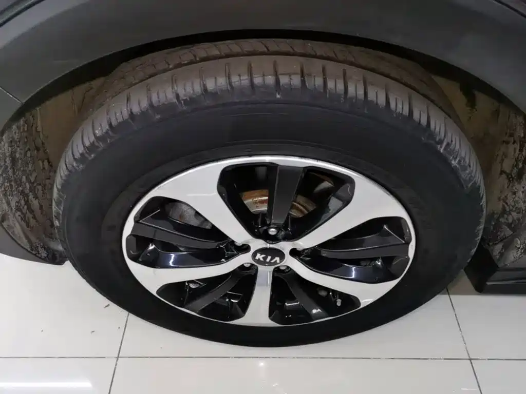 Kia Sorento — миниатюра 23