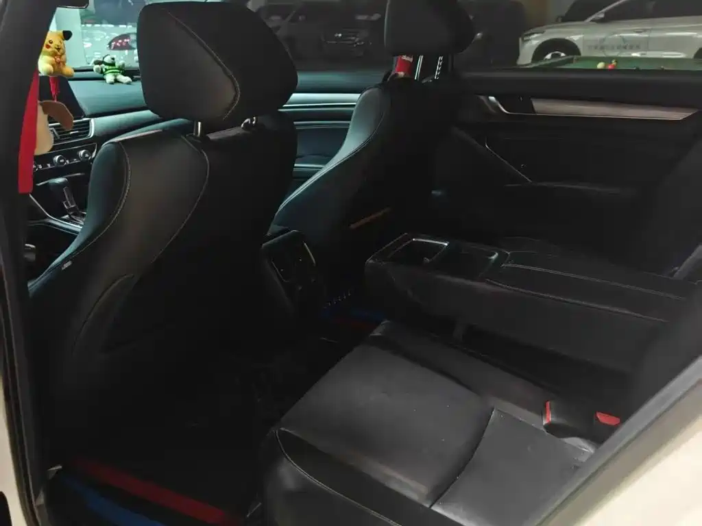 Honda Inspire — миниатюра 9