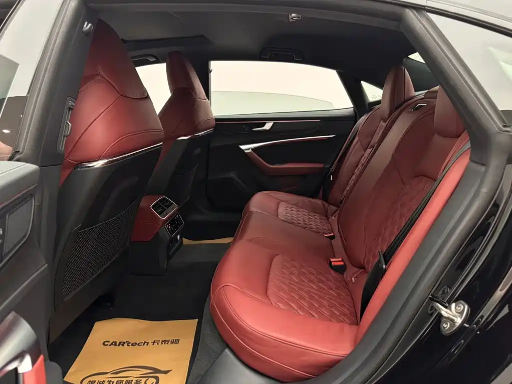 Audi A7L — миниатюра 9