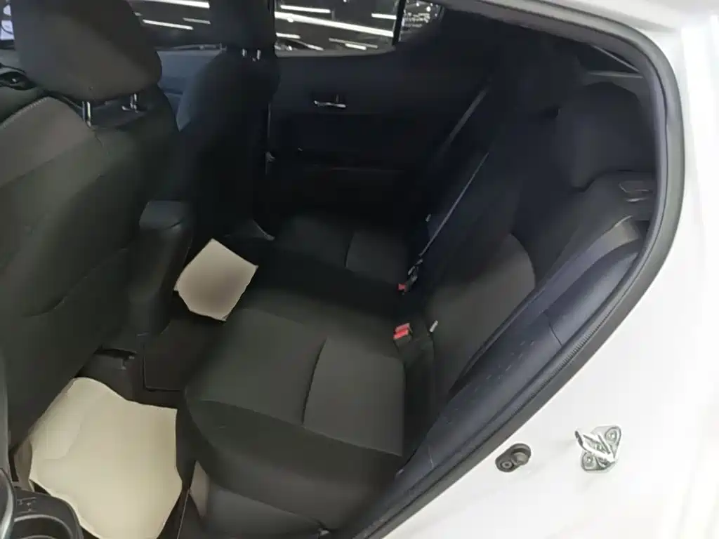 Toyota IZOA — миниатюра 17