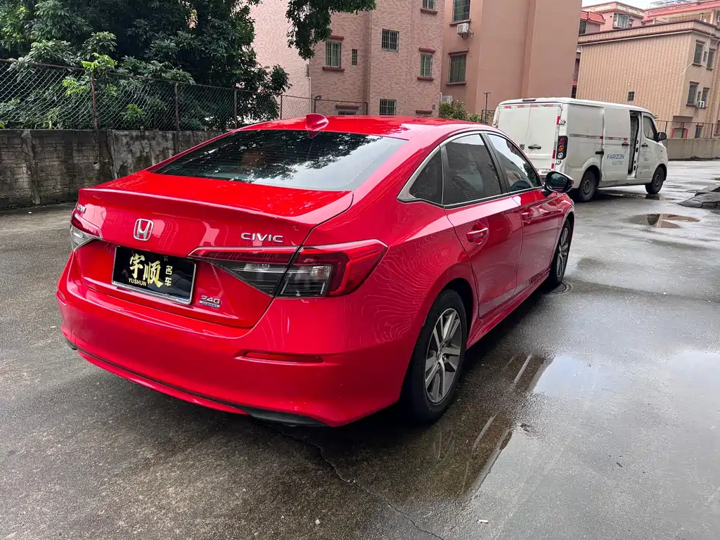 Honda Civic — миниатюра 7